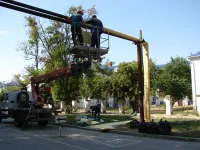 В Керчи перед отопительным сезоном ведется активная работа по теплоизоляции труб
