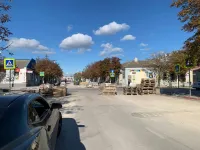 Новости » Общество: Часть улицы Козлова в Керчи открыли для свободного проезда