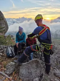 Новости » Криминал и ЧП: В Крыму женщина с ребенком потерялись в горах Крыма