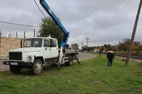 Новости » Общество: От Воинского кладбища до мемориала погибшим в Керченском политехе делают освещение