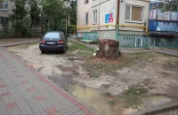 В Керчи продолжают штрафовать за парковку на газонах