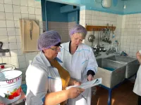 В Керчи проверяют организацию питания в школах и детских садах