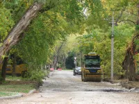 Асфальтировка дороги по Энгельса в Керчи остановилась