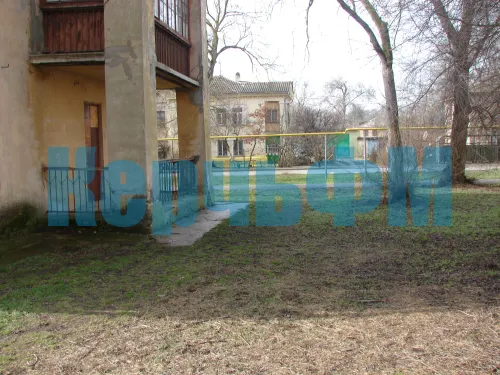 Новости » Общество: Жители домов по Суворова, 10, 12/23 в Керчи мечтают о нормальных заездах в свои дворы