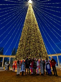 Новости » Спорт: Керченская группа "Отдыхай на ногах правильно" отметила Новый год традиционной пробежкой