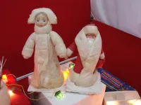 Новости » Культура: В Керчи открылась выставка "Новогодний вернисаж"