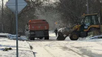 Водоканал решил засыпать яму, оставшуюся с прошлого года на ул. Желябова