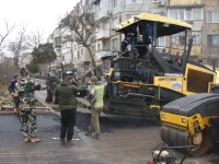 Новости » Общество: На придомовой территории МКД района Буденного, 15 в Керчи завершается благоустройство