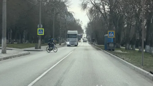 Разметка есть только для камер: дороги Керчи небезопасны