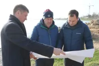 Благоустраивать пляж Сморжевского в Керчи будет организация "Крымдорстрой"