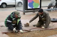 На «Площади Ленина» завершают укладку плитки