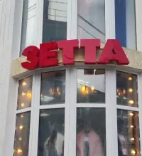 Новости » Общество: В Керчи продолжают демонтировать вывески на иностранном языке