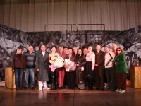 Новости » Культура: Керченский драматический театр посвятил Всемирному Дню театра новую премьеру