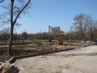 Новости » Общество: В Приморском парке Керчи завершают расчистку окраин