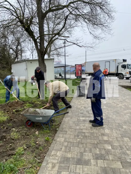 В минувшие выходные сотрудники керченского РЭС провели субботник
