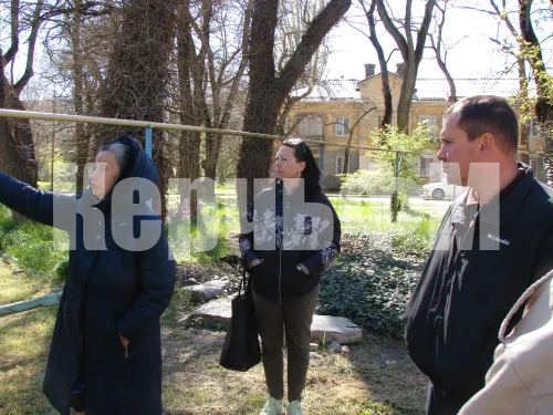 Жители квартала района Розы Люксембург, 8 в Керчи вносят коррективы в благоустройство своих территорий