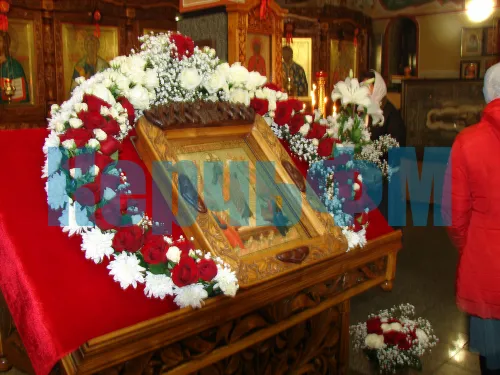 В керченском храме Святого апостола Андрея Первозванного состоялось пасхальное богослужение