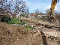 Новости » Коммуналка: На улице Бодни в Керчи завершили укладку труб нового водовода