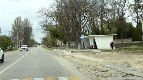 В Капканах с прошлого года не могут восстановить асфальтовое покрытие