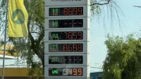 За выходные в Керчи снова выросла цена на топливо