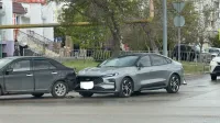 На Ворошилова в Керчи произошла авария
