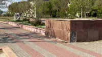 «Пока без ремонта»: керчане просят привести набережную в порядок