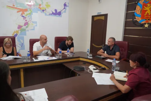 В Керчь приехали крымские министры
