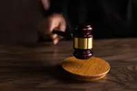 Керченский городской суд осудил 18-летнего дроппера