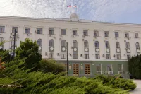 Новости » Коммуналка: В Крыму специалист-аудитор проверит тарифы управляющих компаний