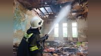 В Керчи потушили пожар на территории завода