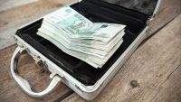 Новости » Общество: Большинство граждан в Крыму и в целом в России негативно относятся к коррупции