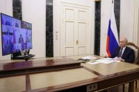 Новости » Экономика: Владимир Путин поддержал просьбу Сергея Аксёнова о предоставлении субсидии на топливо