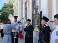 Новости » Общество: В Керчи открыли мемориальную доску на фасаде школы № 9 имени Героя Советского Союза С. А. Борзенко