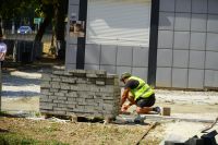 В Керчи завершается благоустройство территории у школы искусств имени Романа Сердюка