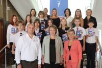 Новости » Общество: Юным керчанам вручили их первые паспорта